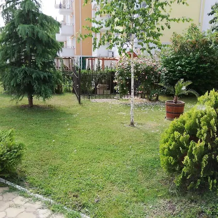Ideal Three Bed For Families Closed To The Апартамент *