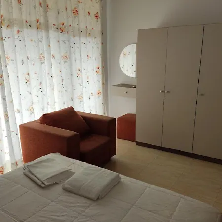 Ideal Three Bed For Families Closed To The Апартамент *