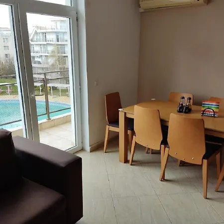 Ideal Three Bed For Families Closed To The * Slăntjev Brjag