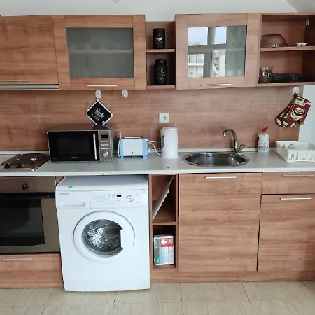 Ideal Three Bed For Families Closed To The * Slăntjev Brjag
